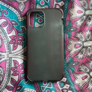iPhone 12/12 Pro Case